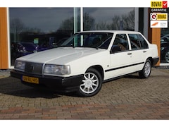 Volvo 940 - 2.3i GL Royal Class