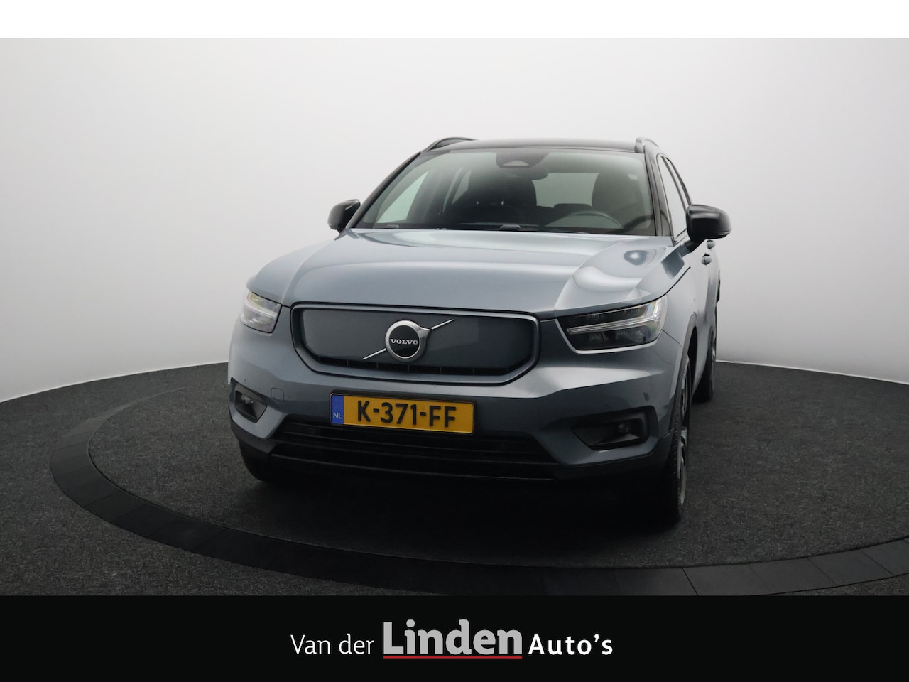 Volvo XC40 - Recharge P8 AWD R-Design 408PK SOH 91,9% | Warmtepomp | Trekhaak | Harman/Kardon | Camera - AutoWereld.nl