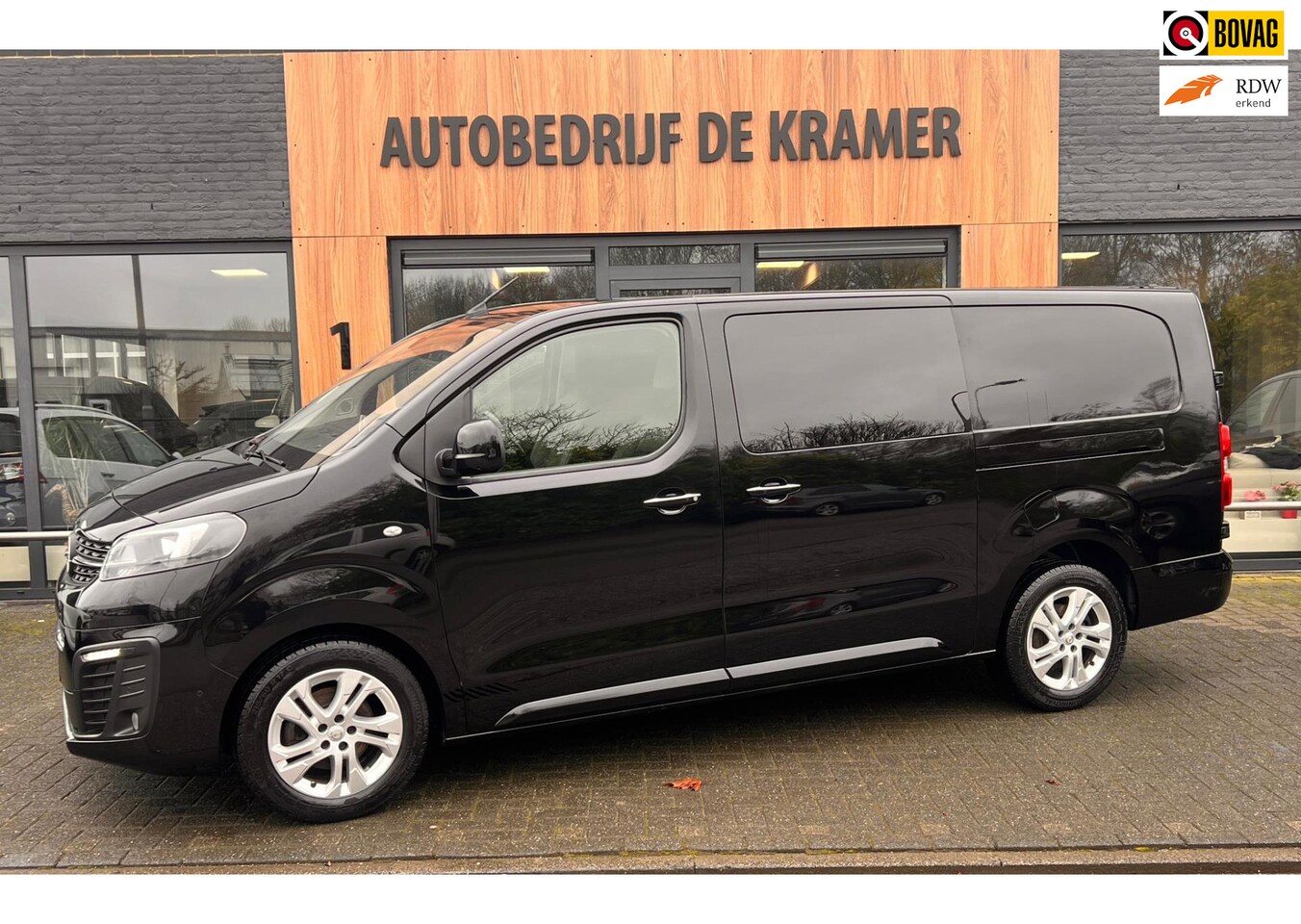 Opel Vivaro - 2.0 CDTI L2H1 Innovation 2.0 CDTI L2H1 Innovation - AutoWereld.nl
