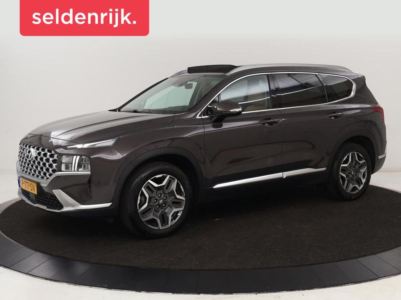 Hyundai Santa Fe - 1.6 T-GDI PHEV Comfort Smart Sky | Panoramadak | Leder | Trekhaak | Adaptive cruise | Came - AutoWereld.nl