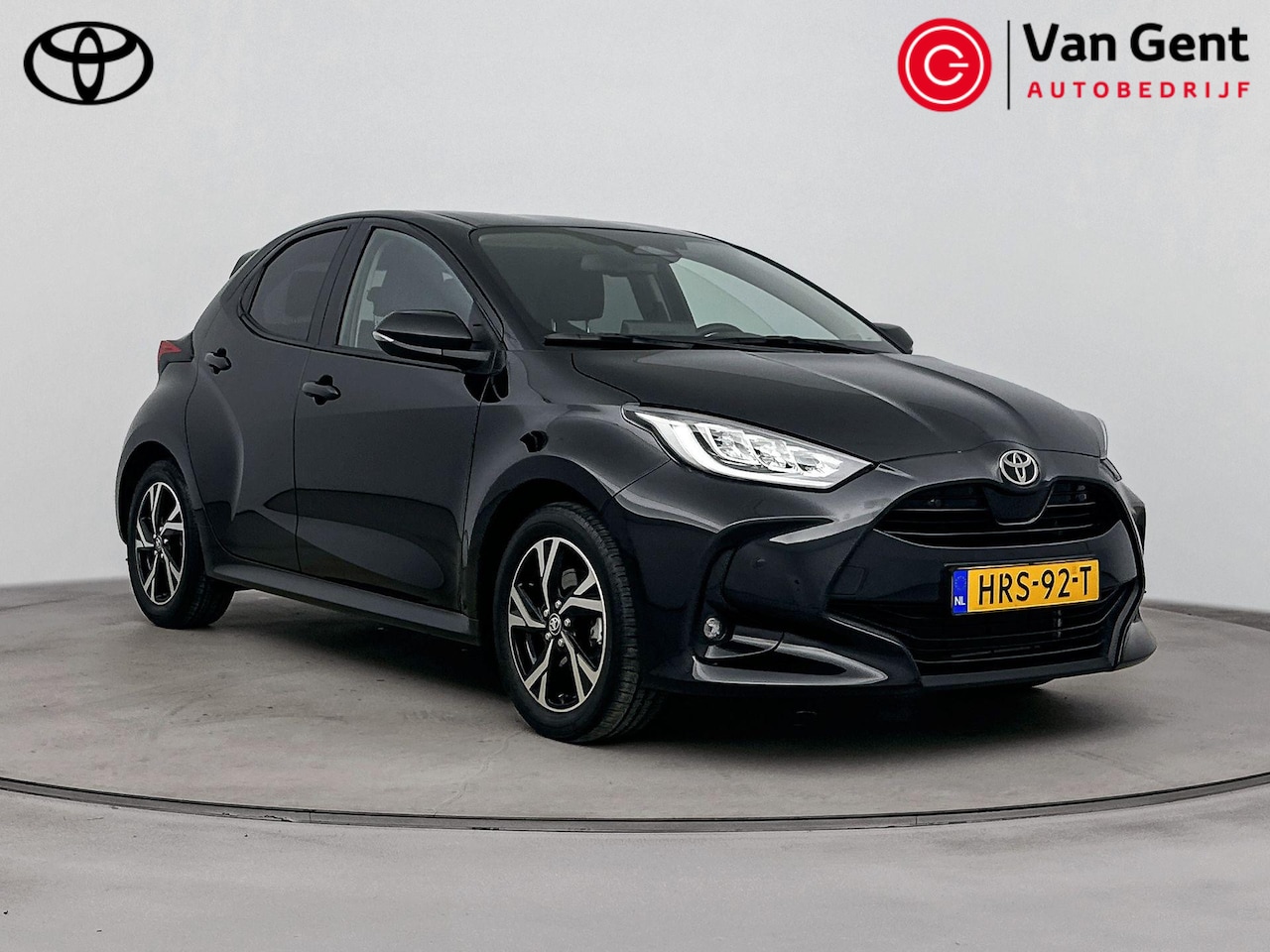 Toyota Yaris - 1.5 Hybrid 115 Dynamic | Dodehoek detectoe | Parkeersensoren voor/achter | Stoel-/stuurver - AutoWereld.nl