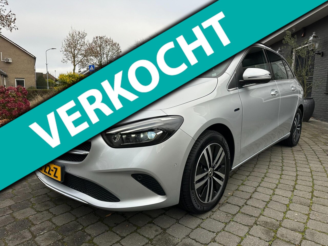 Mercedes-Benz B-klasse - 250 e 250 e, Pano, Massage, BTW, VOL! - AutoWereld.nl