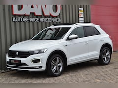 Volkswagen T-Roc - 1.5 TSI DSG R-Line Pano/Camera/LED/Trekhaak