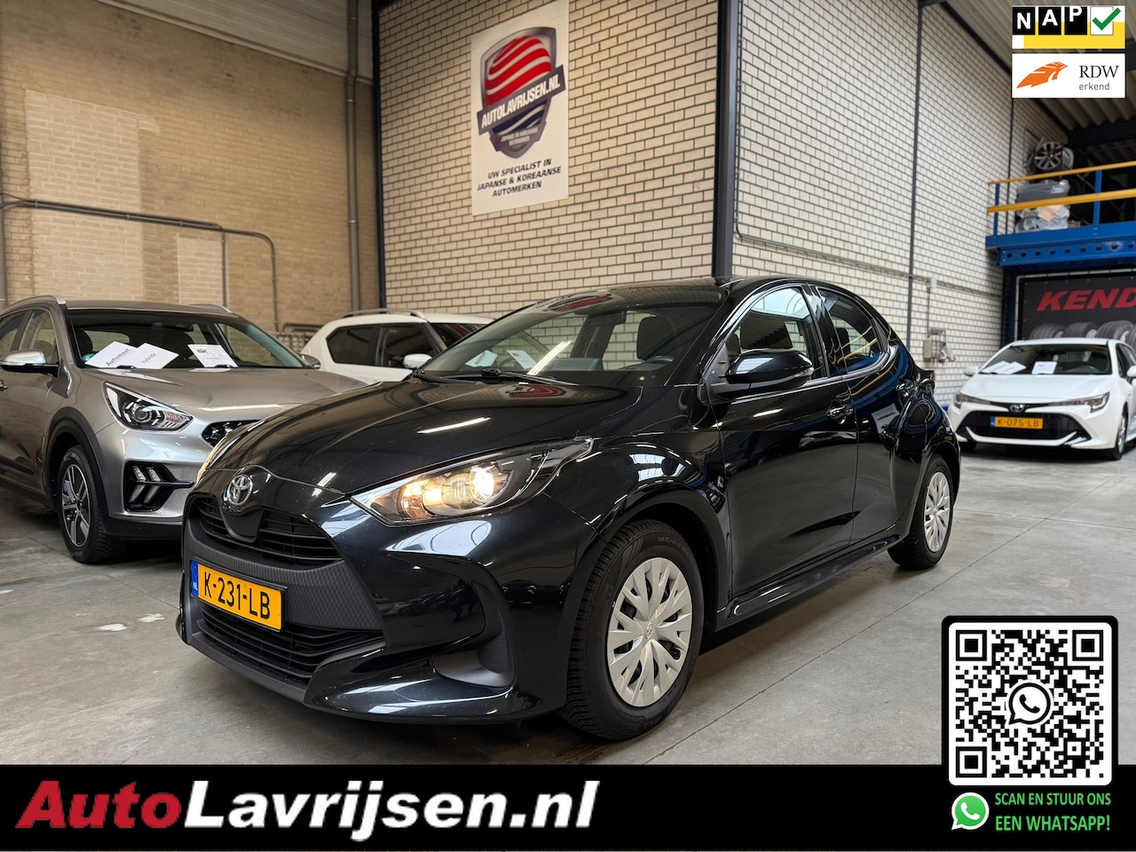 Toyota Yaris - 1.5 VVT-i ACTIVE NL AUTO NAP NW MODEL BENZINE 6 BAK APPLE / ANDROID / CAMERA CRUISE!! - AutoWereld.nl