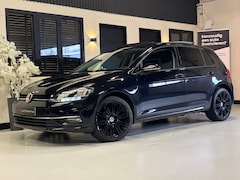 Volkswagen Golf - 1.0 TSI |Pano|Blackstyle|