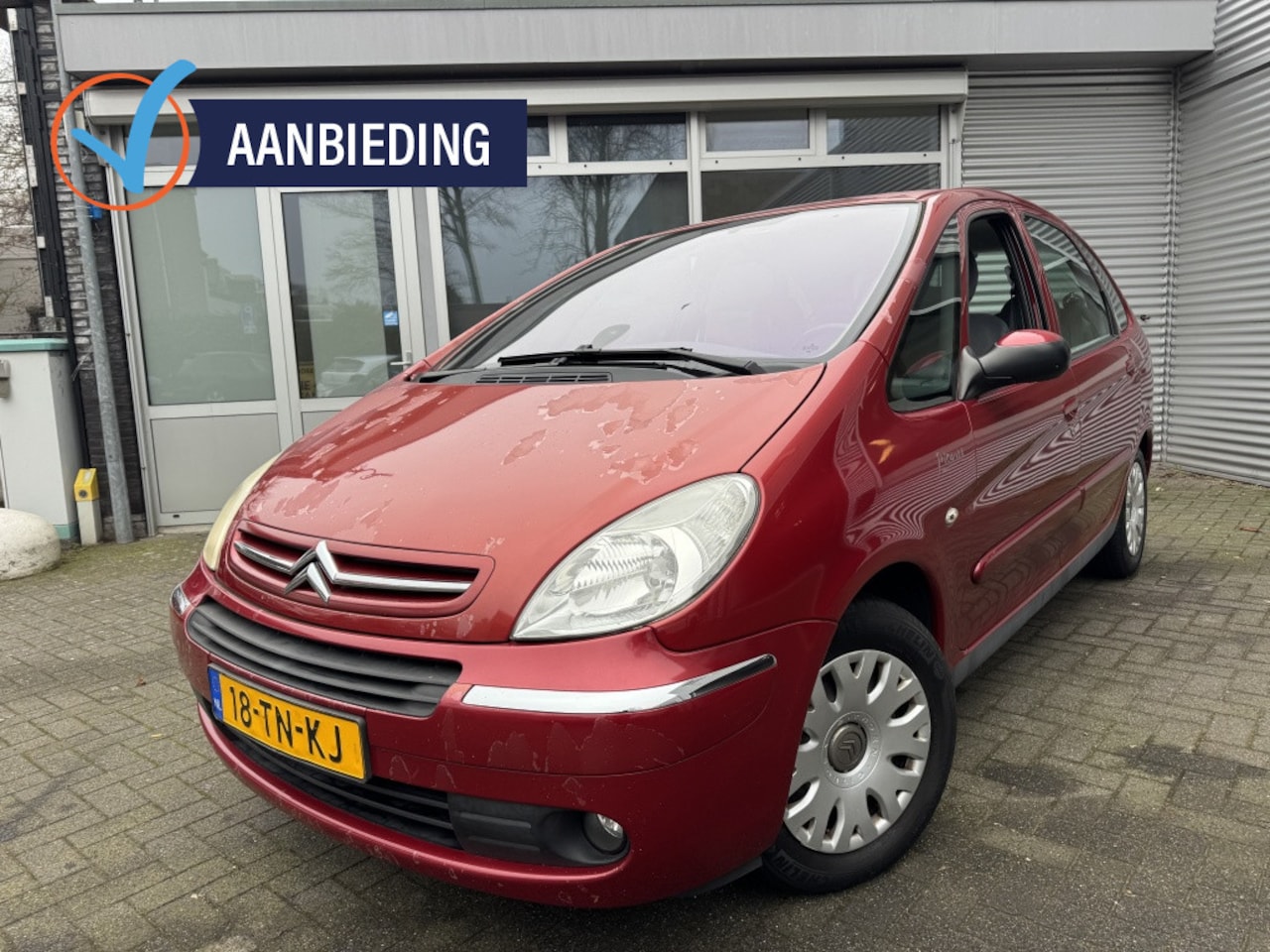 Citroën Xsara Picasso - 1.6i 16V Caractère Inruiknaller! - AutoWereld.nl