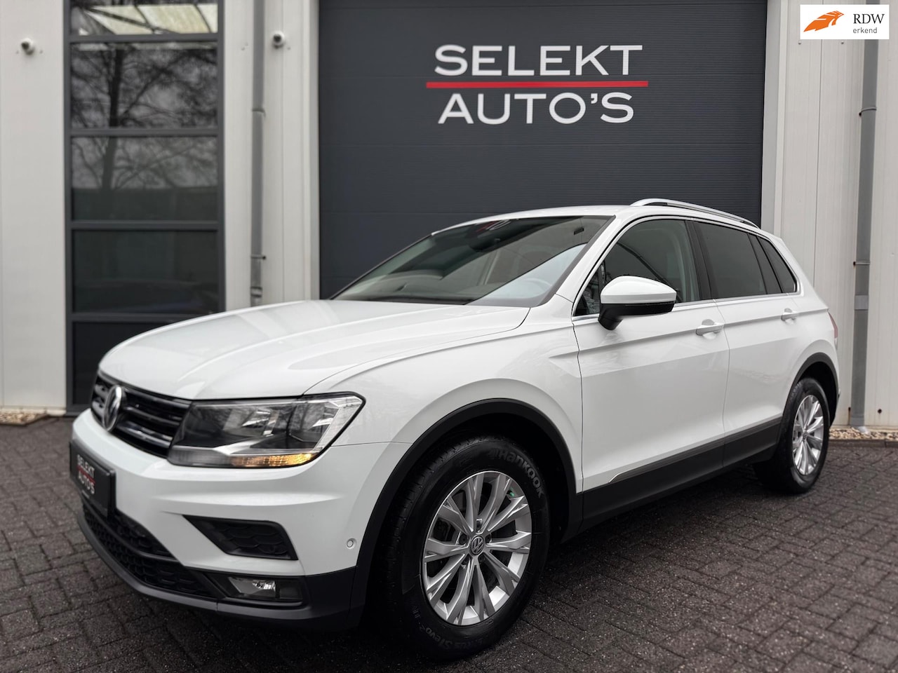Volkswagen Tiguan - 1.4 TSI ACT Comfortline 150 Pk Climate/Cruise/ACC/Key Less/Navigatie/PDC/USB/Apple Car Pla - AutoWereld.nl