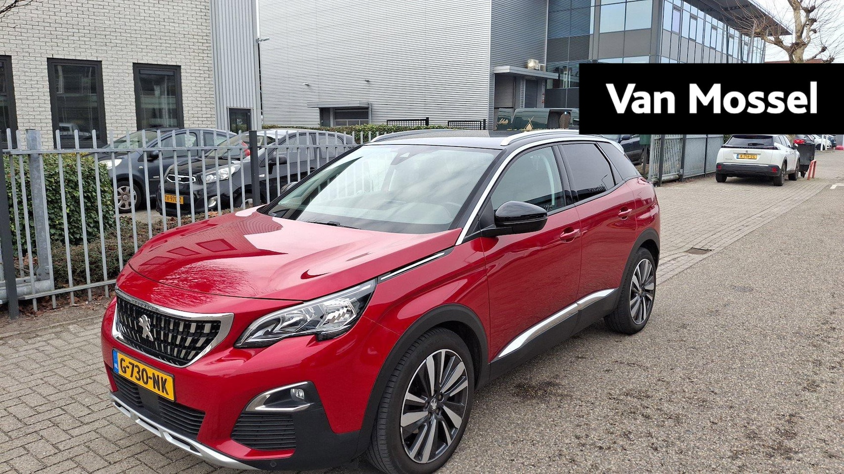 Peugeot 3008 - 1.2 PureTech Allure l Elektrische stoelverstelling l Camera l Trekhaak - AutoWereld.nl