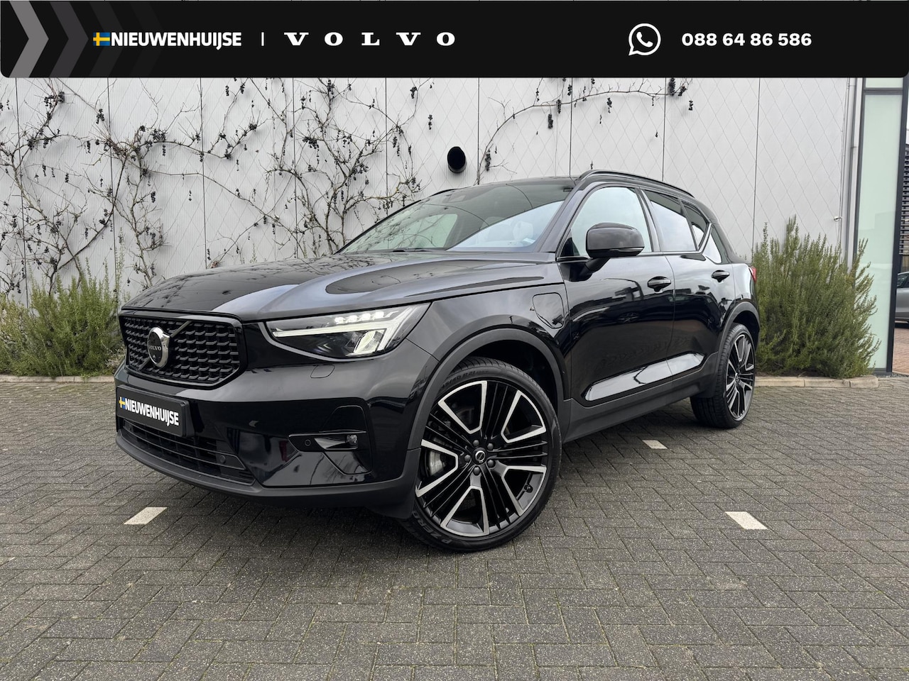 Volvo XC40 - Plug-in Hybrid T5 Ultimate Dark | Adaptieve Cruise Control | Schuif -/ Kanteldak | 360 Cam - AutoWereld.nl