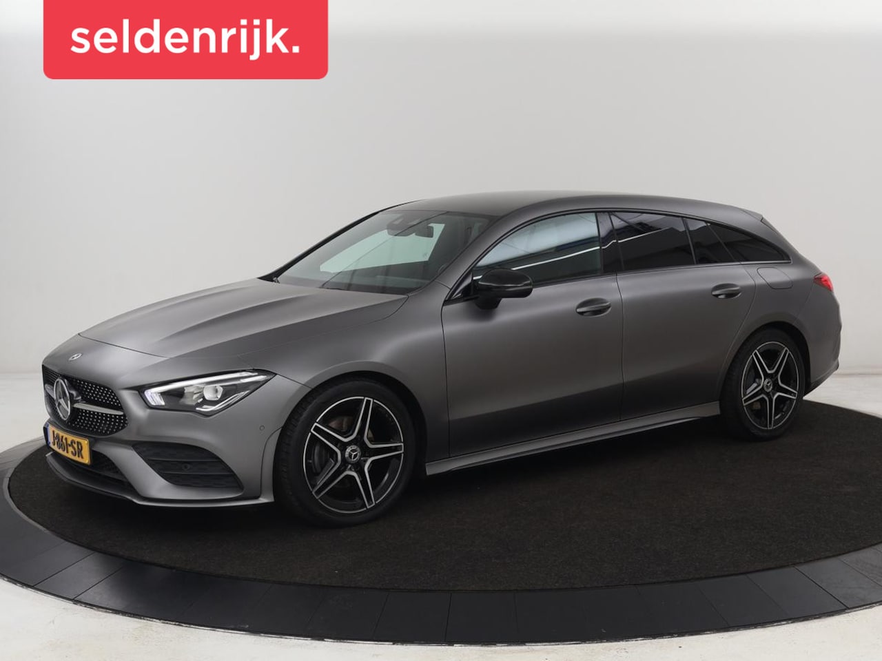 Mercedes-Benz CLA-Klasse - 180d Business Solution AMG | Stoelverwarming | Carplay | Camera | Leder/Alcantara | Naviga - AutoWereld.nl