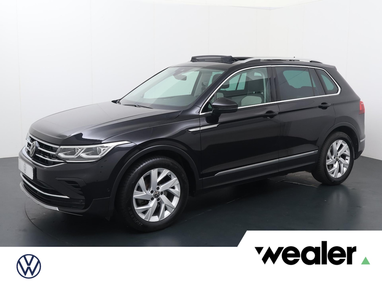 Volkswagen Tiguan - 1.5 TSI Elegance | 150 PK | Automaat | Trekhaak wegklapbaar | Panoramadak | Ergo-Active st - AutoWereld.nl