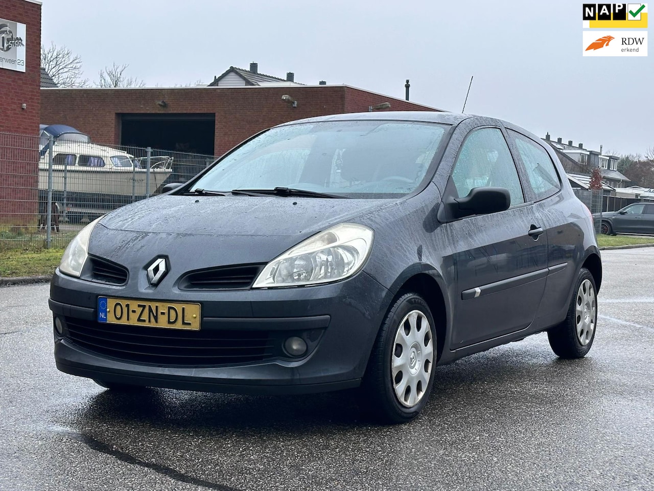 Renault Clio - 1.2-16V Special Line Airco*09-01-2027 APK*NAP*2e eigenaar* - AutoWereld.nl