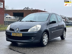 Renault Clio - 1.2-16V Special Line Airco*09-01-2027 APK*Trekhaak*NAP*2e eigenaar