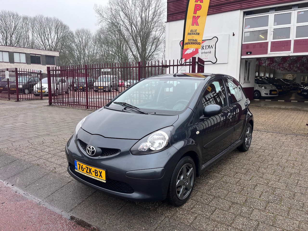 Toyota Aygo - 1.0 12V VVT-I 5DRS Plus - AutoWereld.nl