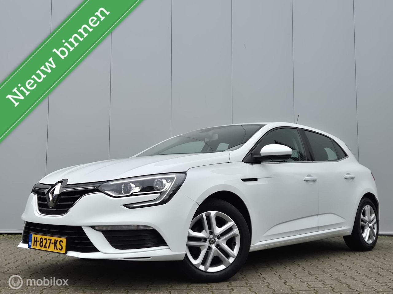 Renault Mégane - 1.3 TCE ZEN/CARPLAY/TREKHAAK/LED/CLIMATE/NAVI/CRUISE/DAB - AutoWereld.nl