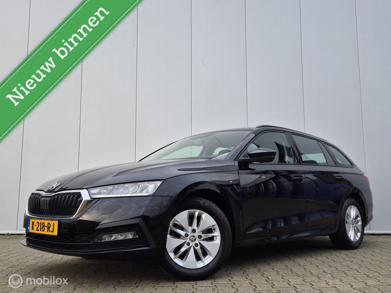 Skoda Octavia Combi - 1.0 E-TSI FULL LED/TREKHAAK/ELEK-KOFFER/FULL LED/VIRTUAL COCKPIT - AutoWereld.nl