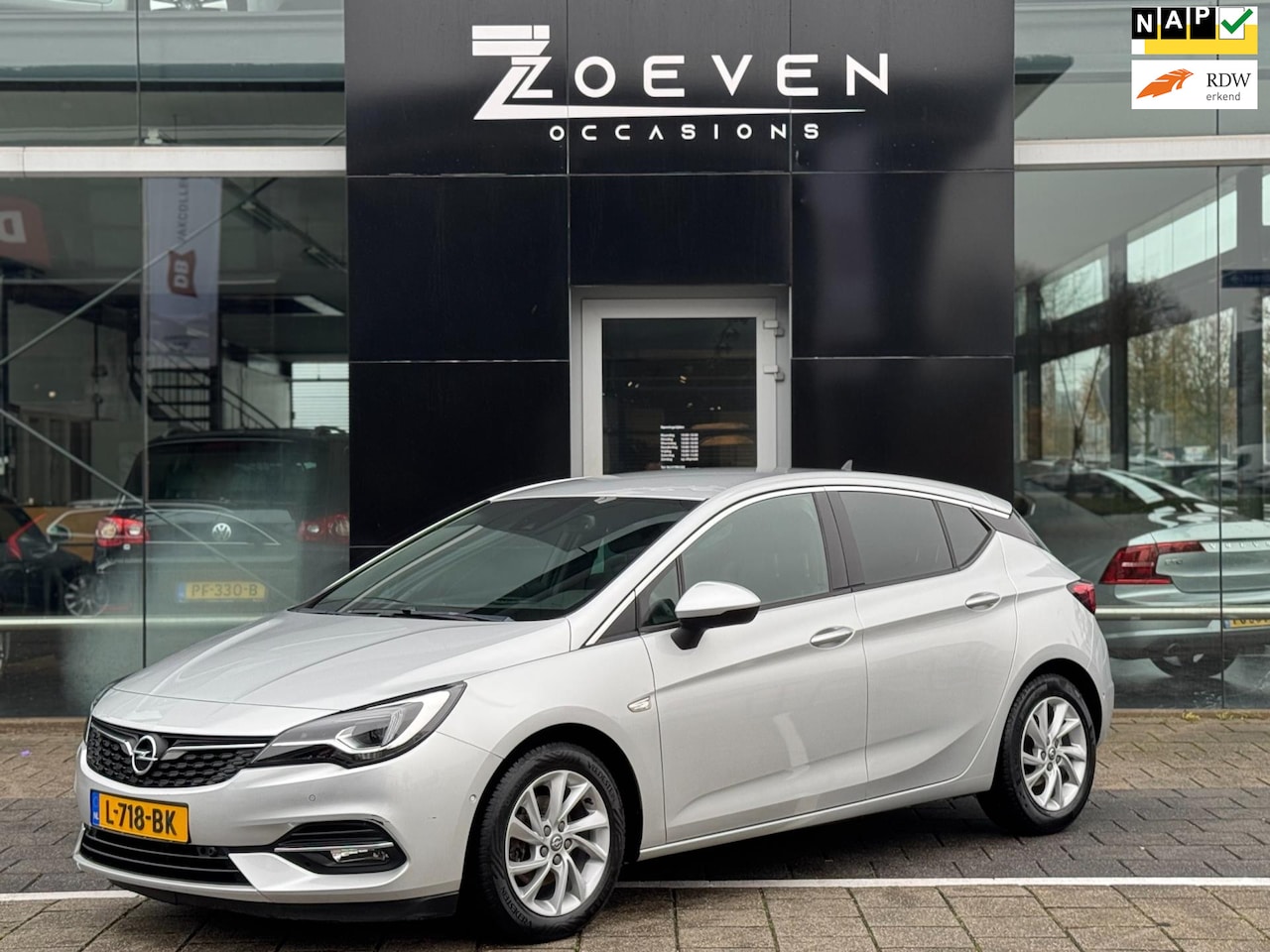 Opel Astra - 1.2 Elegance 1.2 Elegance - AutoWereld.nl
