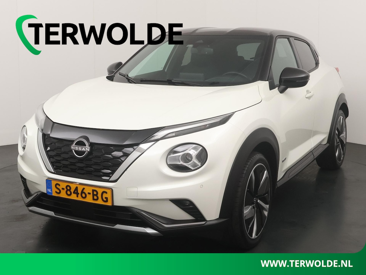 Nissan Juke - 1.6 Hybrid N-Design | Navigatie | Parkeercamera | Climate Control | - AutoWereld.nl