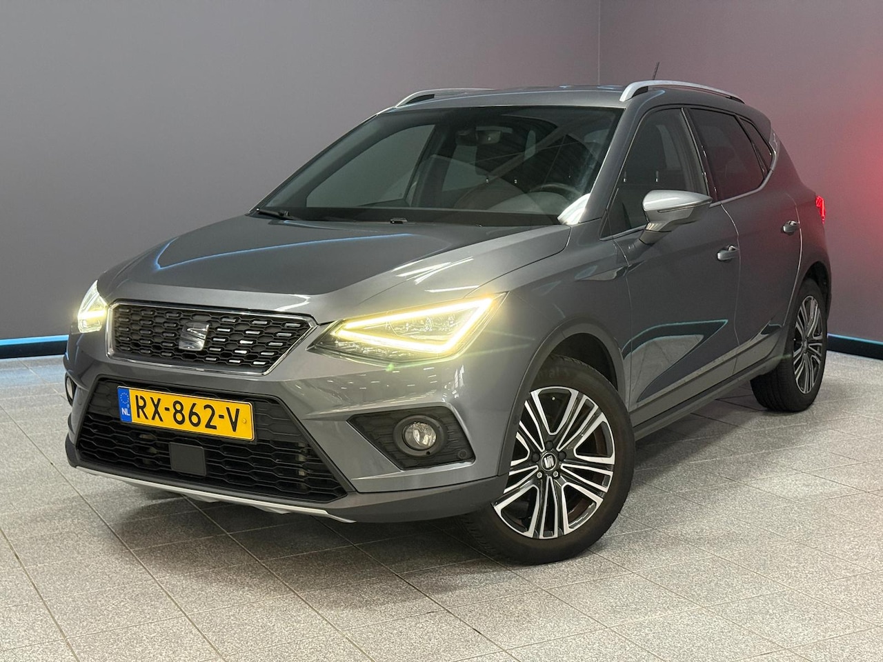 SEAT Arona - 1.0 TSI Xcellence Launch Edition CarPlay|Camera|Keyless - AutoWereld.nl