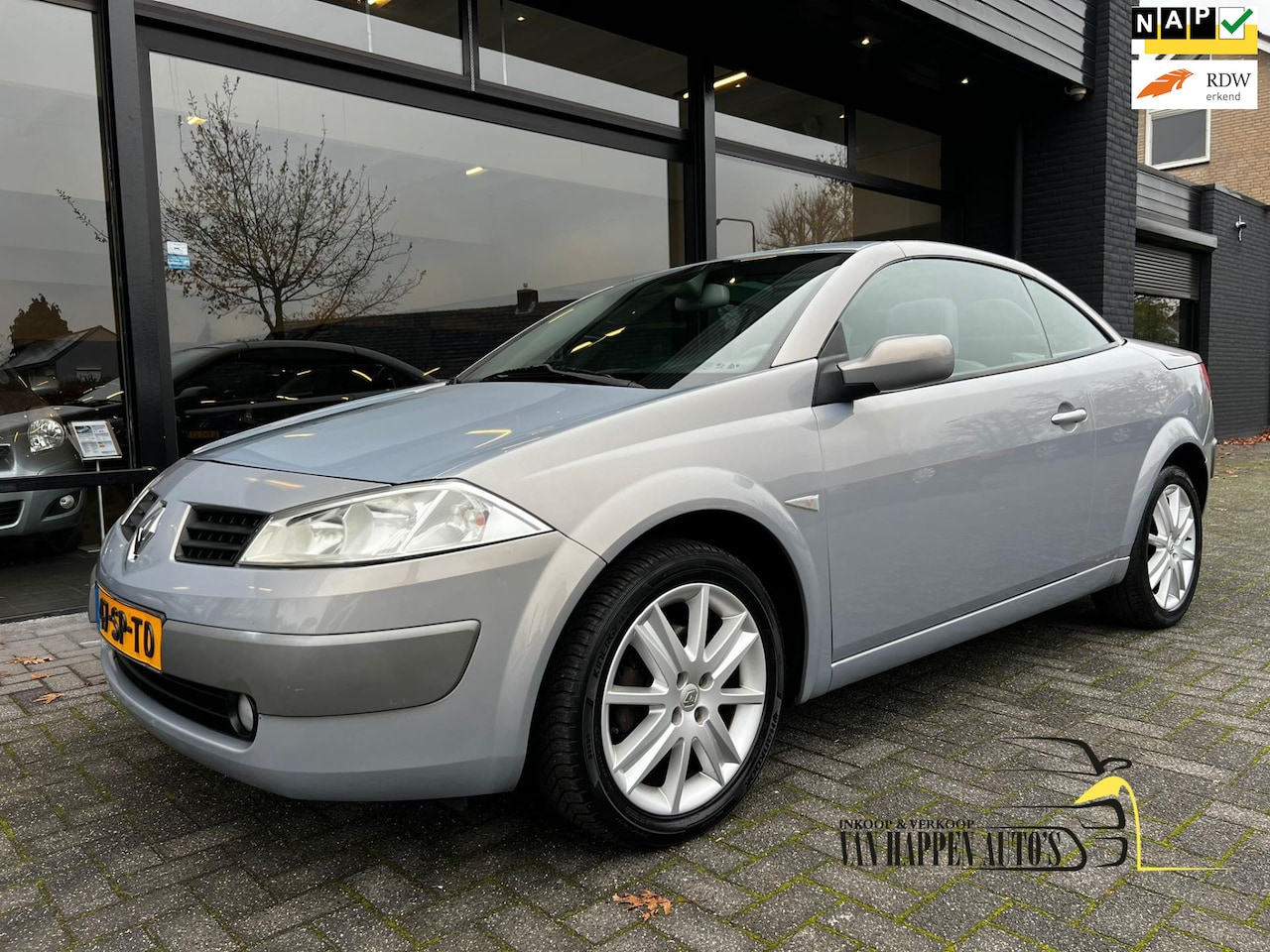 Renault Mégane coupé cabriolet - 2.0-16V Privilège Luxe 2.0-16V Privilège Luxe - AutoWereld.nl