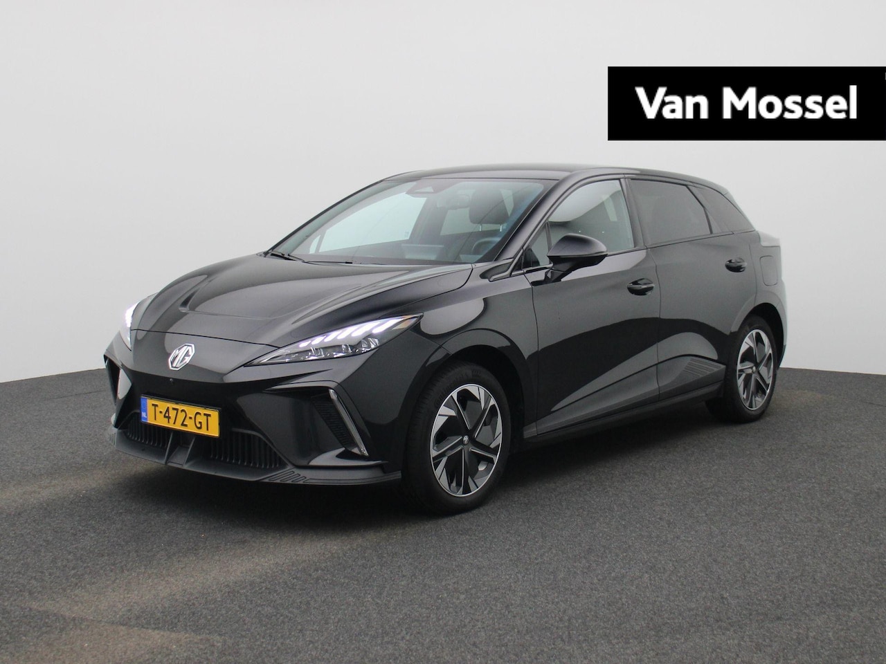 MG MG4 - Long Range Luxury 64 kWh | Navi | Camera | Led Koplampen | Stoelverwarming | CarPlay | MG - AutoWereld.nl