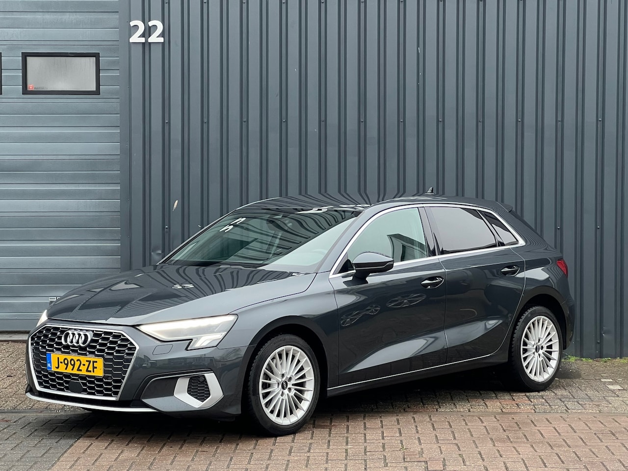 Audi A3 Sportback - 30 TFSI Business edition|Virtual|LED|Carplay|Navi|PDC|Dealer OH - AutoWereld.nl
