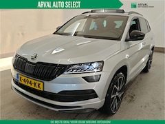 Skoda Karoq - 1.5 TSI 150pk Automaat Sportline Business | Panoramadak | Trekhaak | Comfortpakket | Stoel