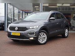 Volkswagen T-Roc - 1.5 TSI Sport Automaat | Airco | Elek. pakket | Vol opties | Dealerauto | Inruil mogelijk