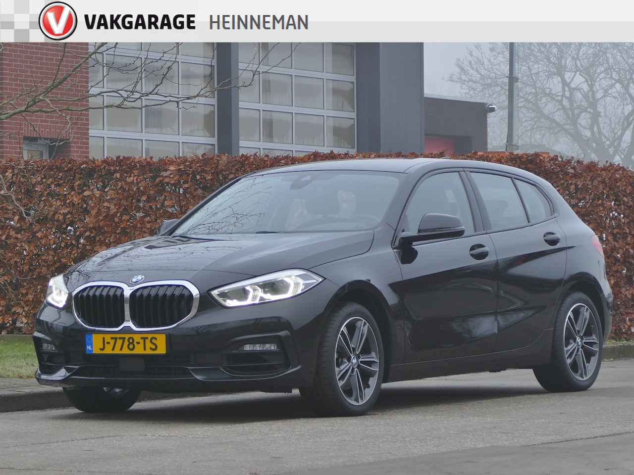BMW 1-serie - 118i Executive AUTOMAAT | navigatie | Apple Carplay/Android auto - AutoWereld.nl