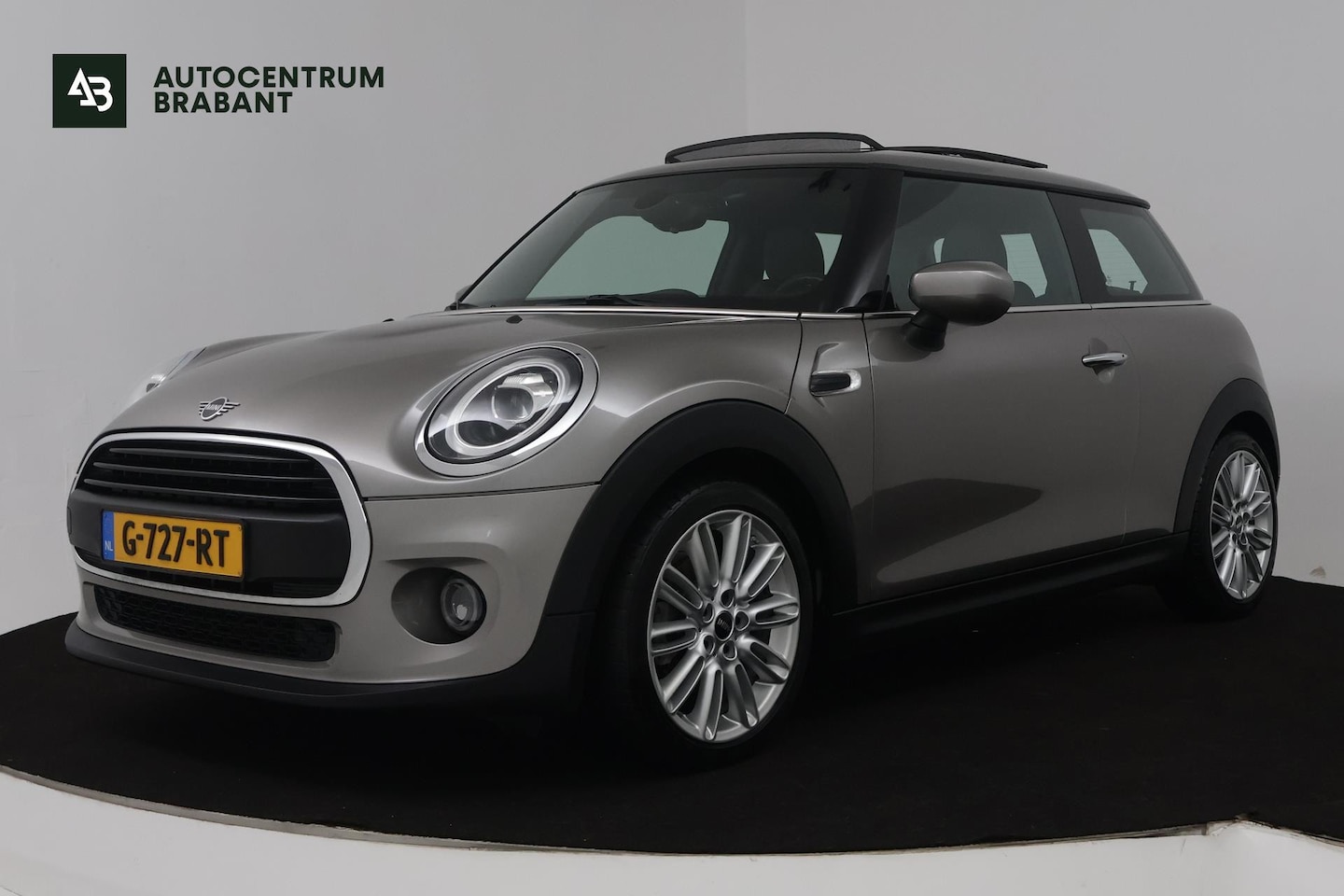 MINI One - Mini 1.5 Pepper (PANORAMADAK, SFEERVERLICHTING, AUTOMAAT, NAVIGATIE, CRUISE CONTROL, LEER) - AutoWereld.nl