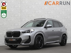 BMW X1 - 18i M-Sport | Panorama | Sportstoelen | Keyless-Entry | Sfeerverlichting | Achteruitrij-Ca