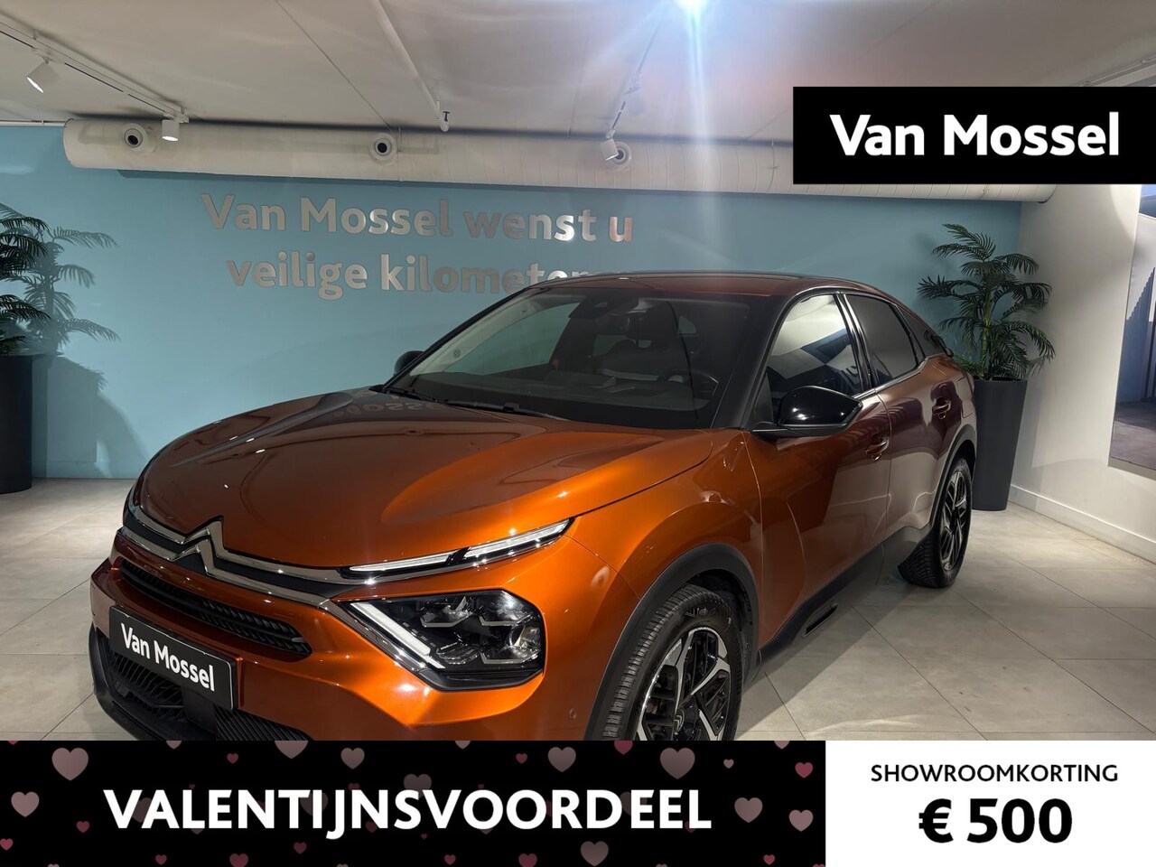 Citroën C4 - 1.2 Puretech Shine AUTOMAAT | LEDER | NAVI | CAM | HEAD-UP DISPLAY - AutoWereld.nl