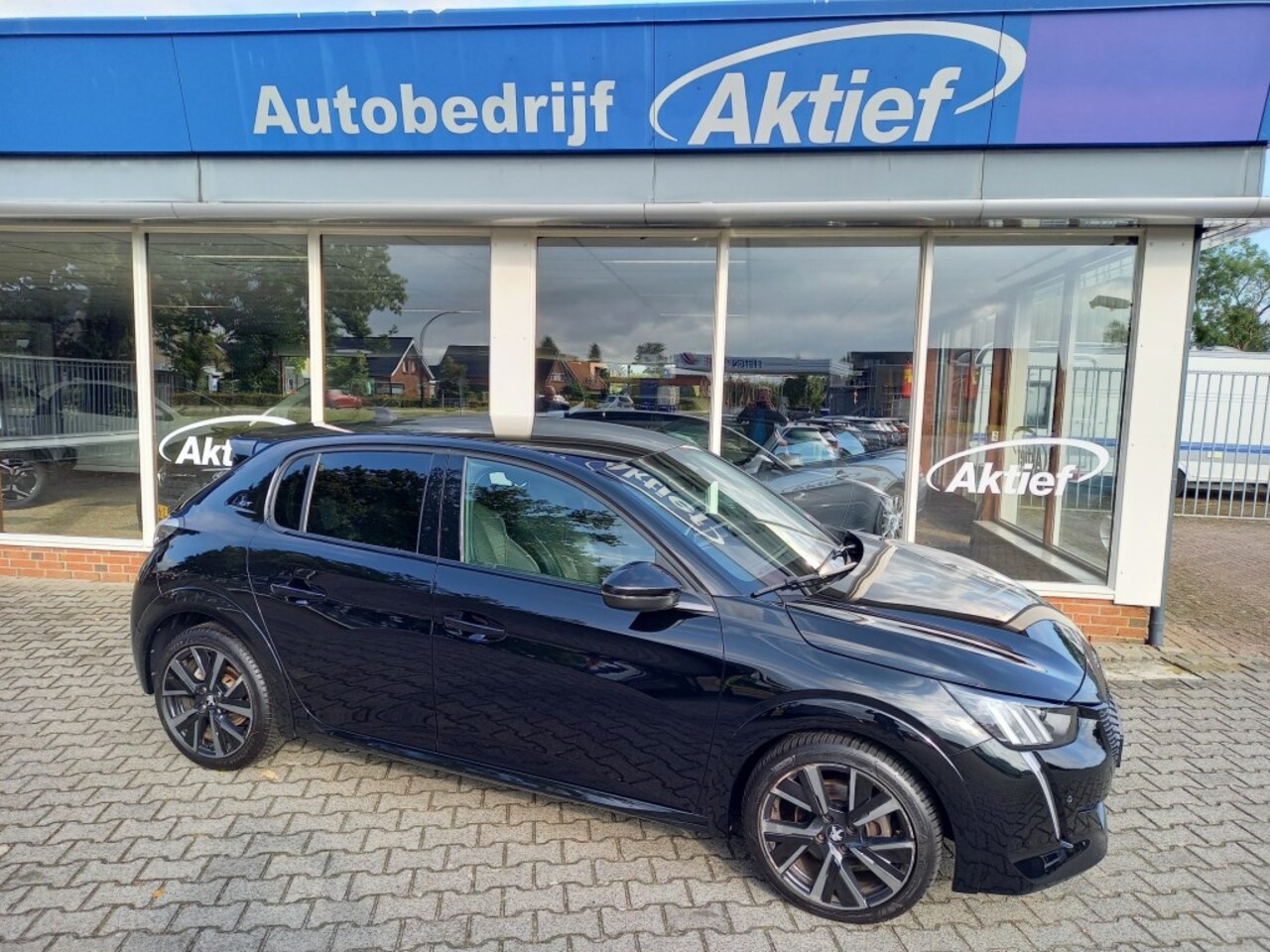 Peugeot 208 - 1.2 PT 100 GT - AutoWereld.nl
