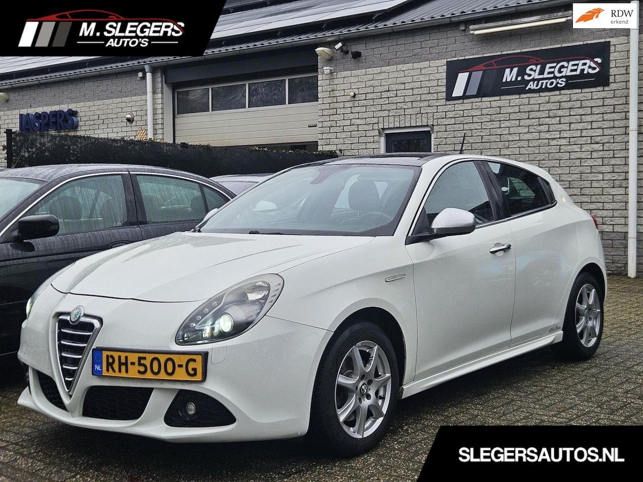 Alfa Romeo Giulietta - 1.4 T Distinctive*Panodak*Leder*APK - AutoWereld.nl