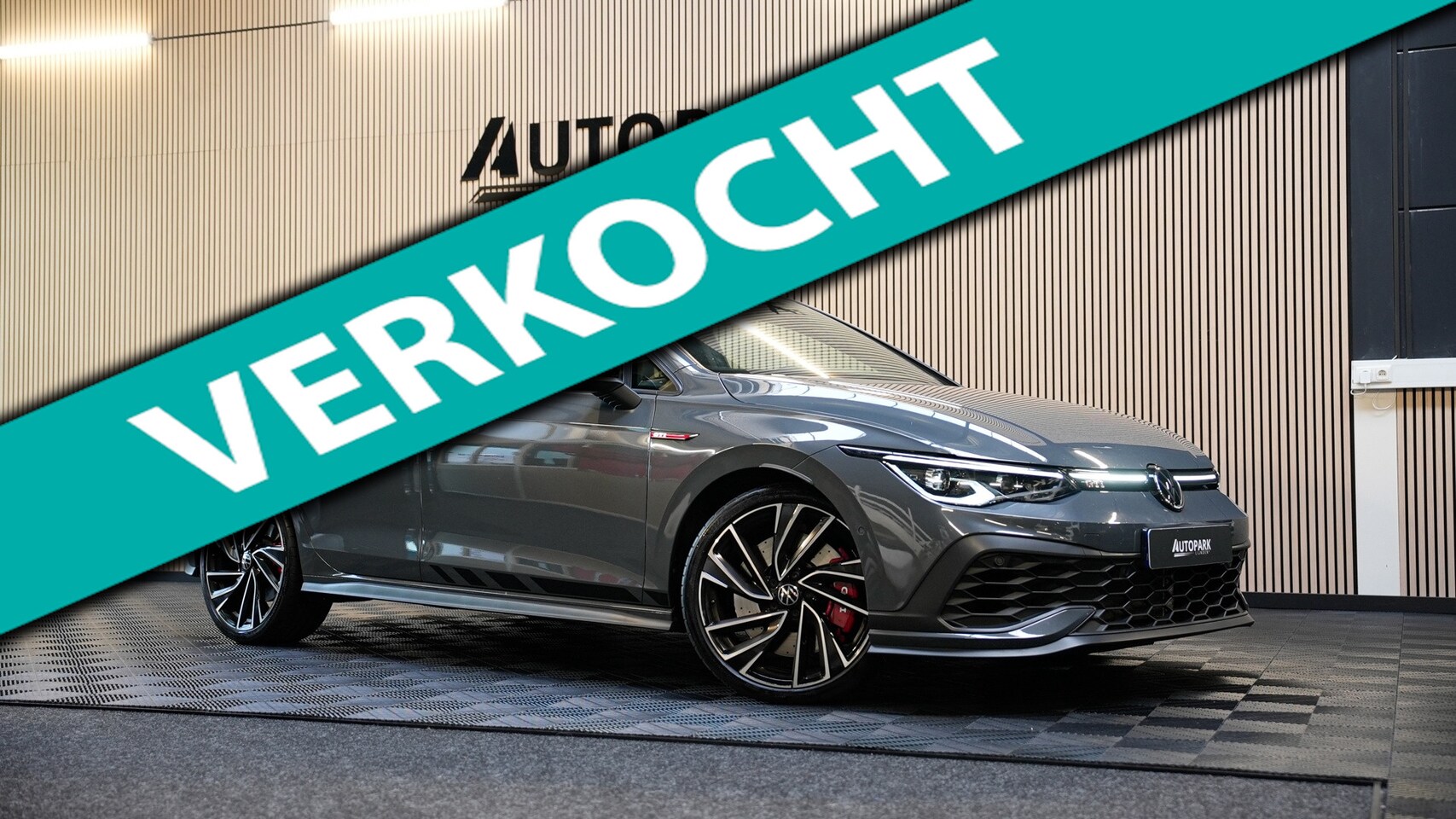 Volkswagen Golf - 2.0 TSI GTI PANO/HARMAN KARDON/HUD/KEYLESS/MEMORY/DEALERONDERHOUDEN/STOELVERKOELING/CARPLA - AutoWereld.nl