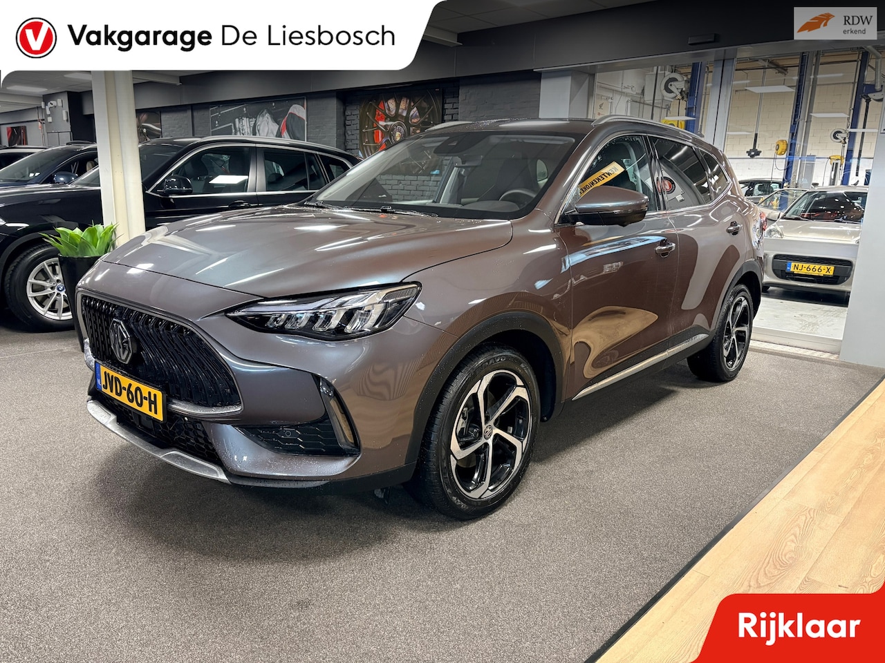 MG EHS - 1.5 TGDI Luxury facelift / Leder / Panoramadak / 360camera - AutoWereld.nl