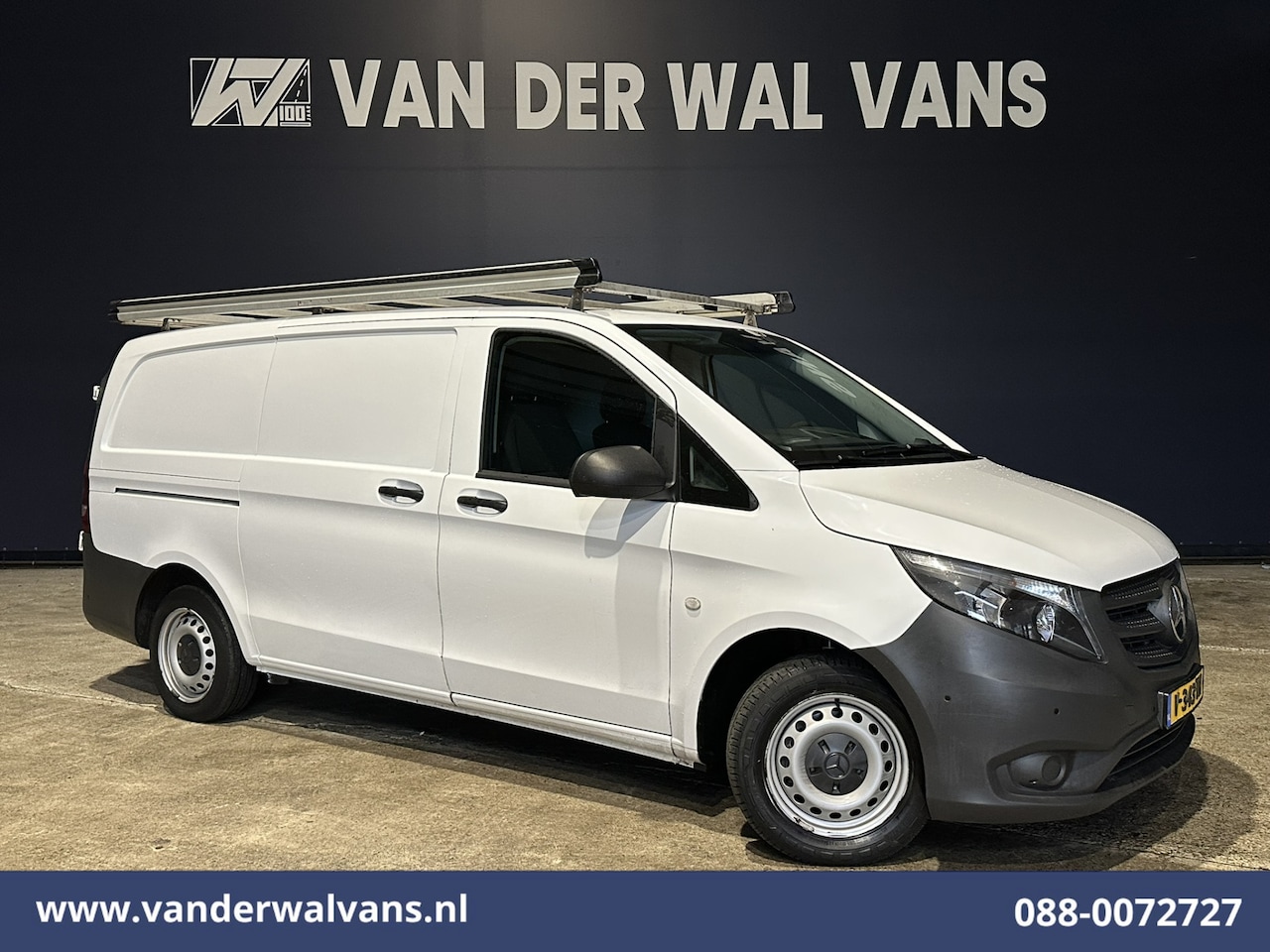 Mercedes-Benz Vito - 114 CDI 136pk L2H1 Euro6 Airco | Imperiaal | Navigatie | Camera | Trekhaak Parkeersensoren - AutoWereld.nl