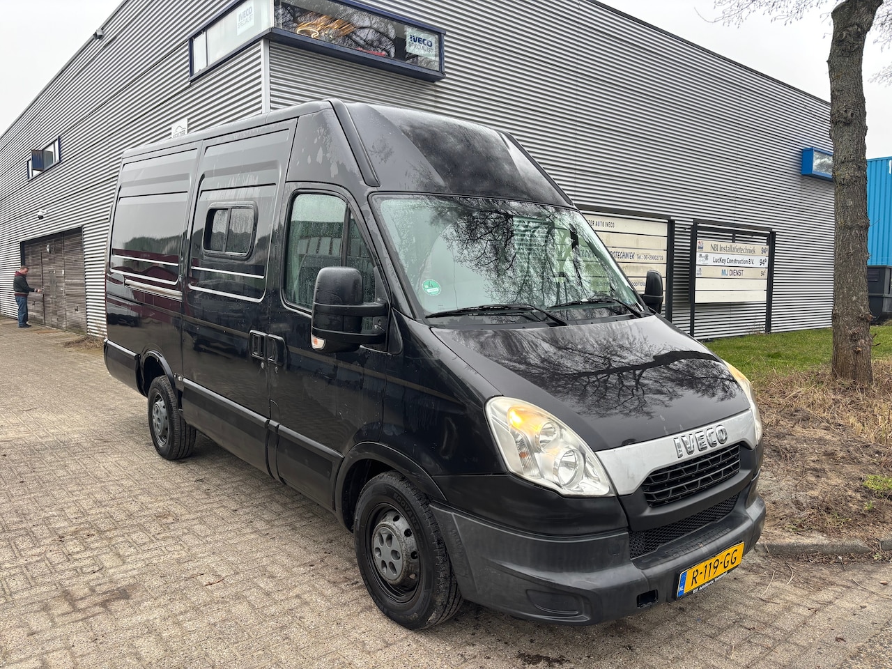 Iveco Daily - Buscamper L2H2 - AutoWereld.nl