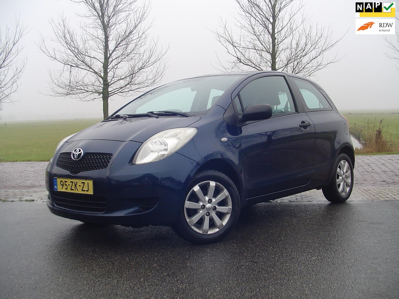 Toyota Yaris - 1.3 VVTi Terra / Airco / NAP - AutoWereld.nl
