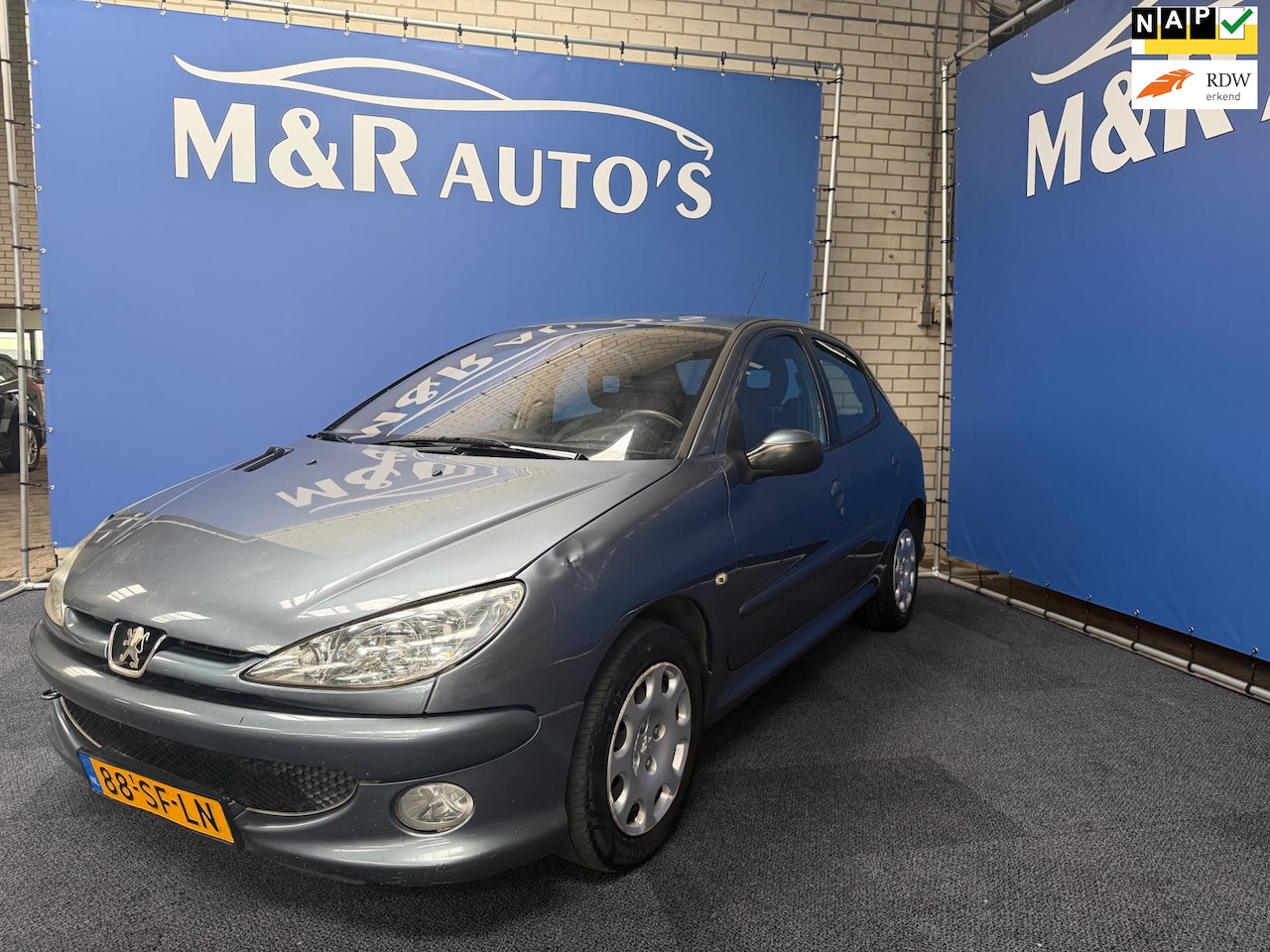 Peugeot 206 - 1.4-16V Air-line 3 1.4-16V Air-line 3 Nieuwe APK - AutoWereld.nl