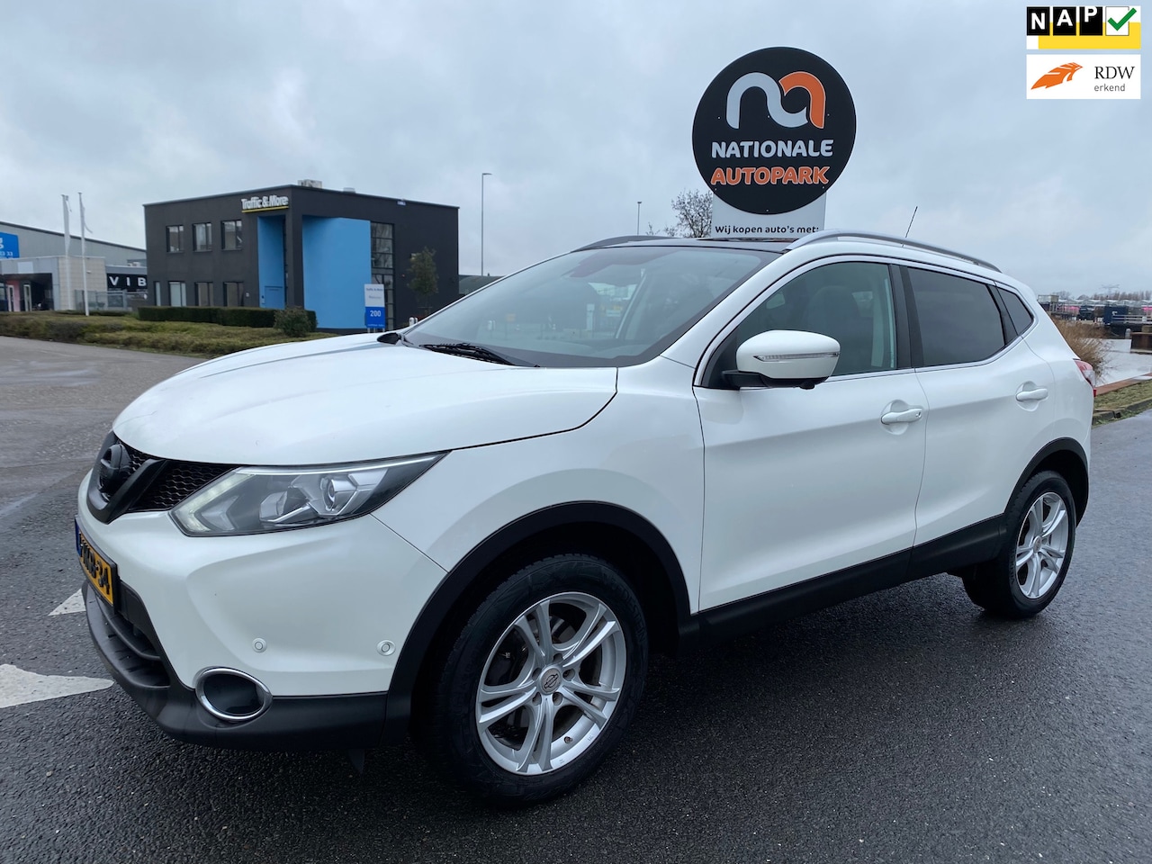 Nissan Qashqai - 2014 * 1.2 Connect Edition * TOP STAAT ! APK/ 2027 - AutoWereld.nl
