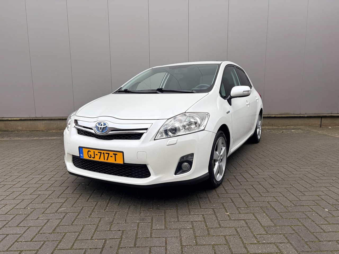 Toyota Auris - 1.8 Full Hybrid Executive 1.8 Full Hybrid Executive - AutoWereld.nl