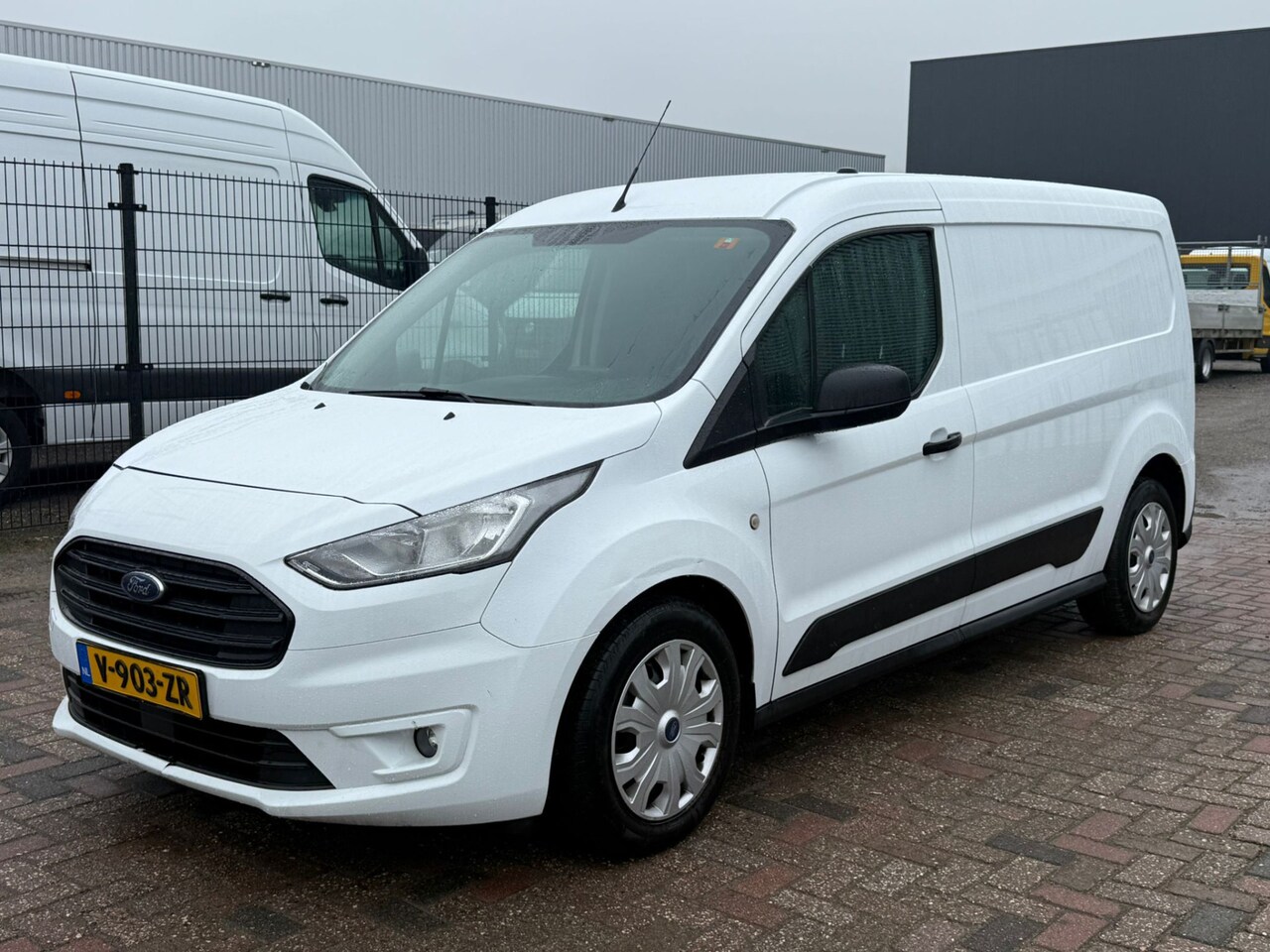 Ford Transit Connect - 1.5 L2 Trend Navi Camera Trekhaak Pdc Airco - AutoWereld.nl