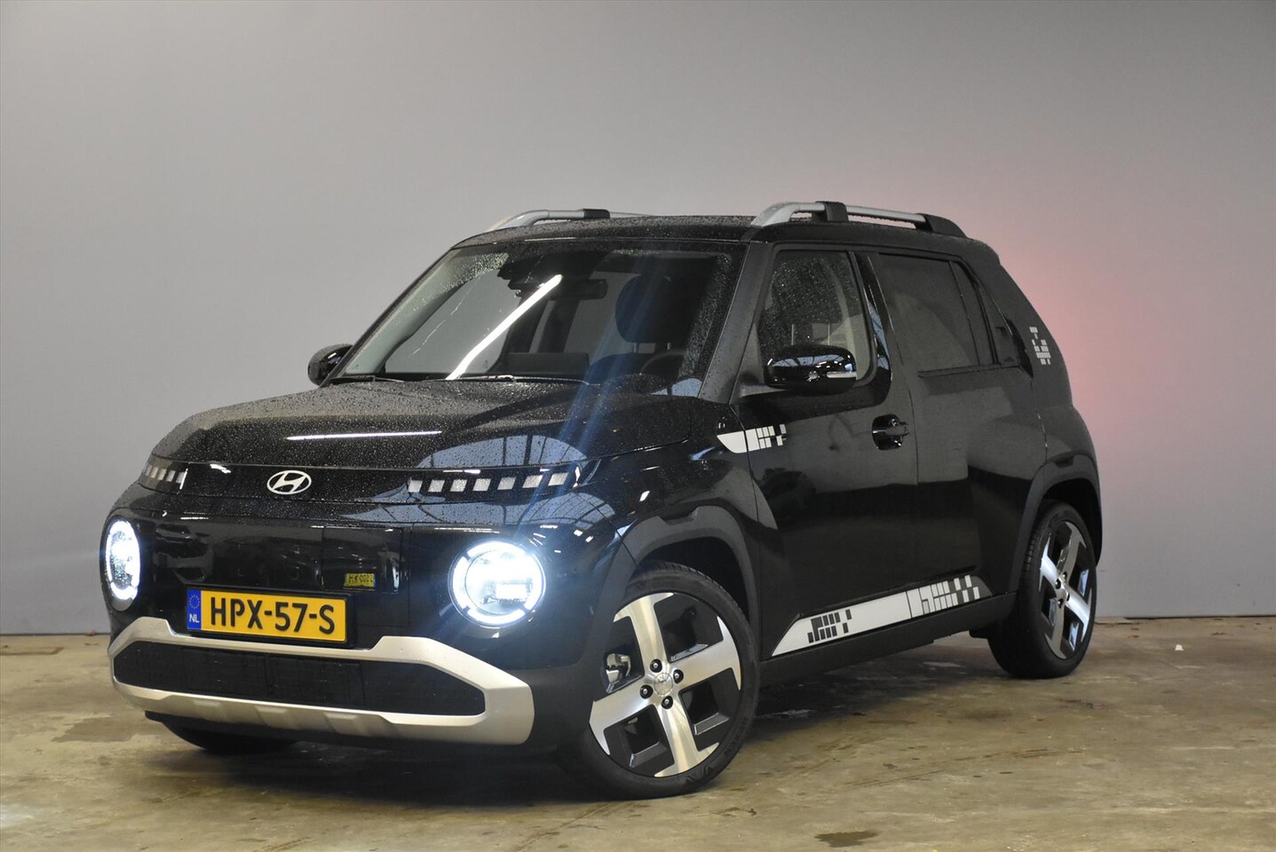 Hyundai Inster - 49 kWh 115pk Evolve I Sport Edition 3 fase 11kW - AutoWereld.nl