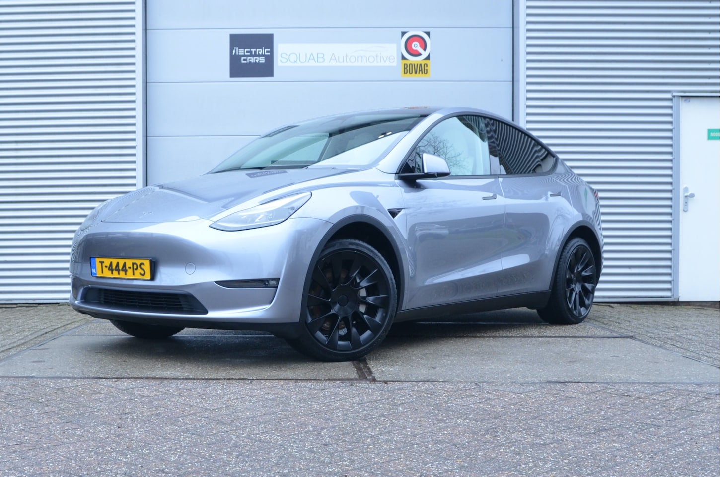 Tesla Model Y - Long Range AWD 75 kWh Trekhaak (max 1.600kg), 20" Alu, AutoPilot3.0 Ryzen - AutoWereld.nl