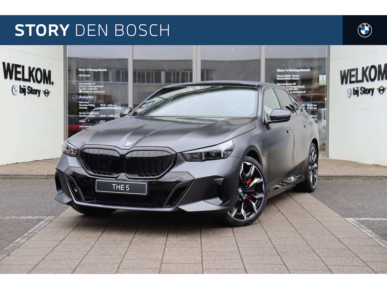 BMW 5-serie - 550e xDrive M Sport Automaat / Panoramadak / Trekhaak / Adaptief onderstel Professional / - AutoWereld.nl