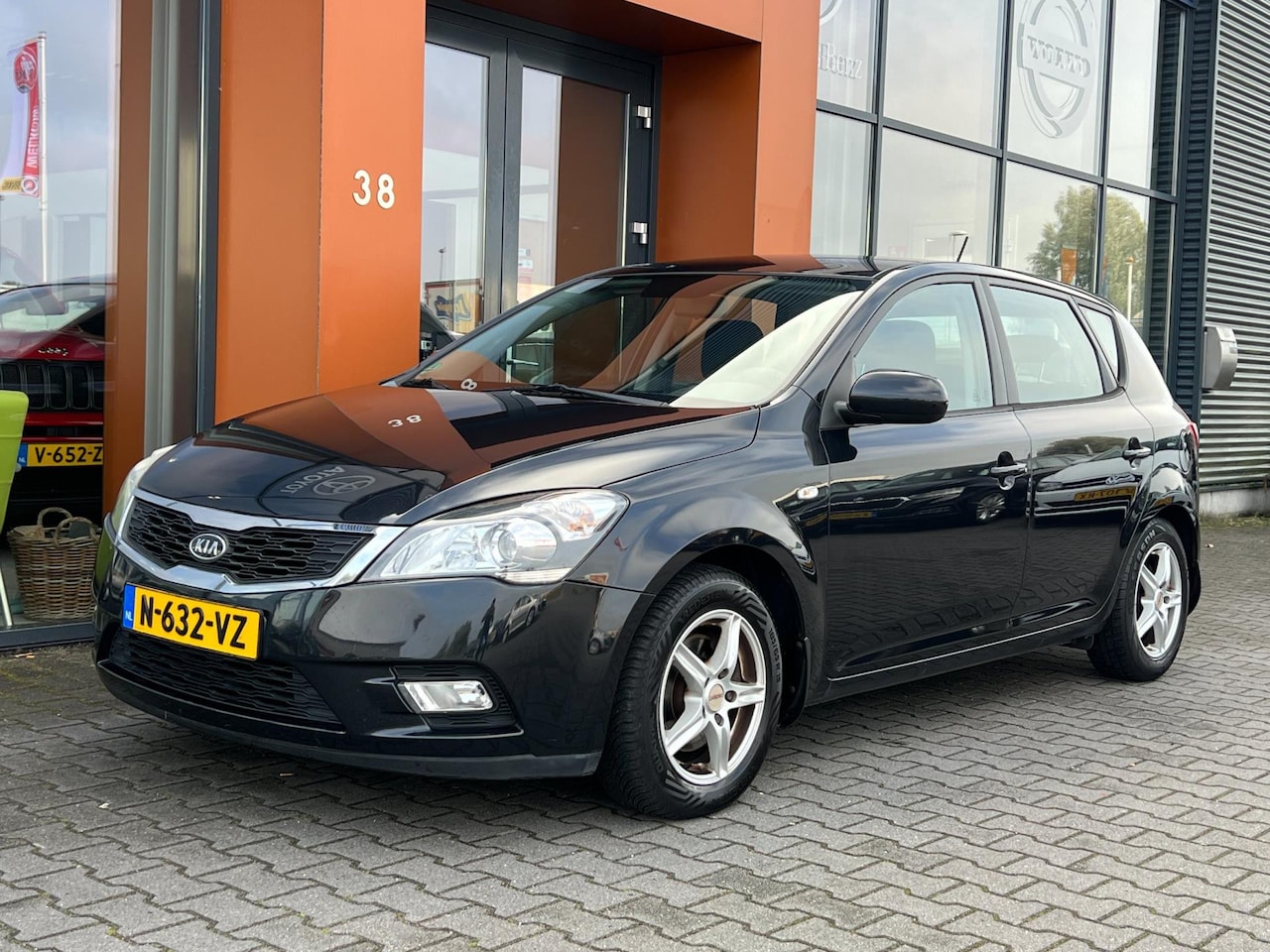 Kia Cee'd - 1.4 CVVT|Airco|Isofix|Elek. ramen&spiegels|Aux-in - AutoWereld.nl