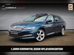 Skoda Superb Combi - 1.4 TSI iV Style // Luxe lederen interieur | Trekhaak | Panoramadak | Memory | Camera | Ap
