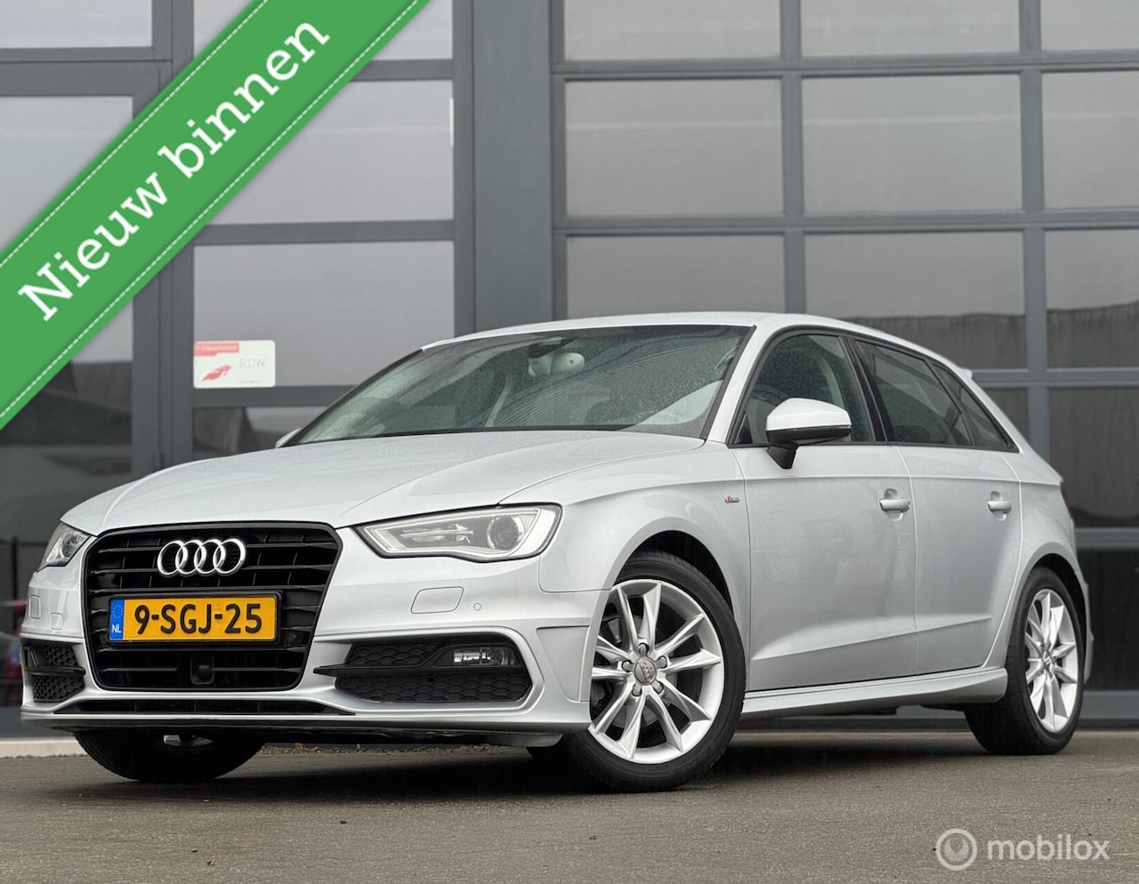 Audi A3 Sportback - 1.4 TFSI CoD S-line automaat s tronic - AutoWereld.nl