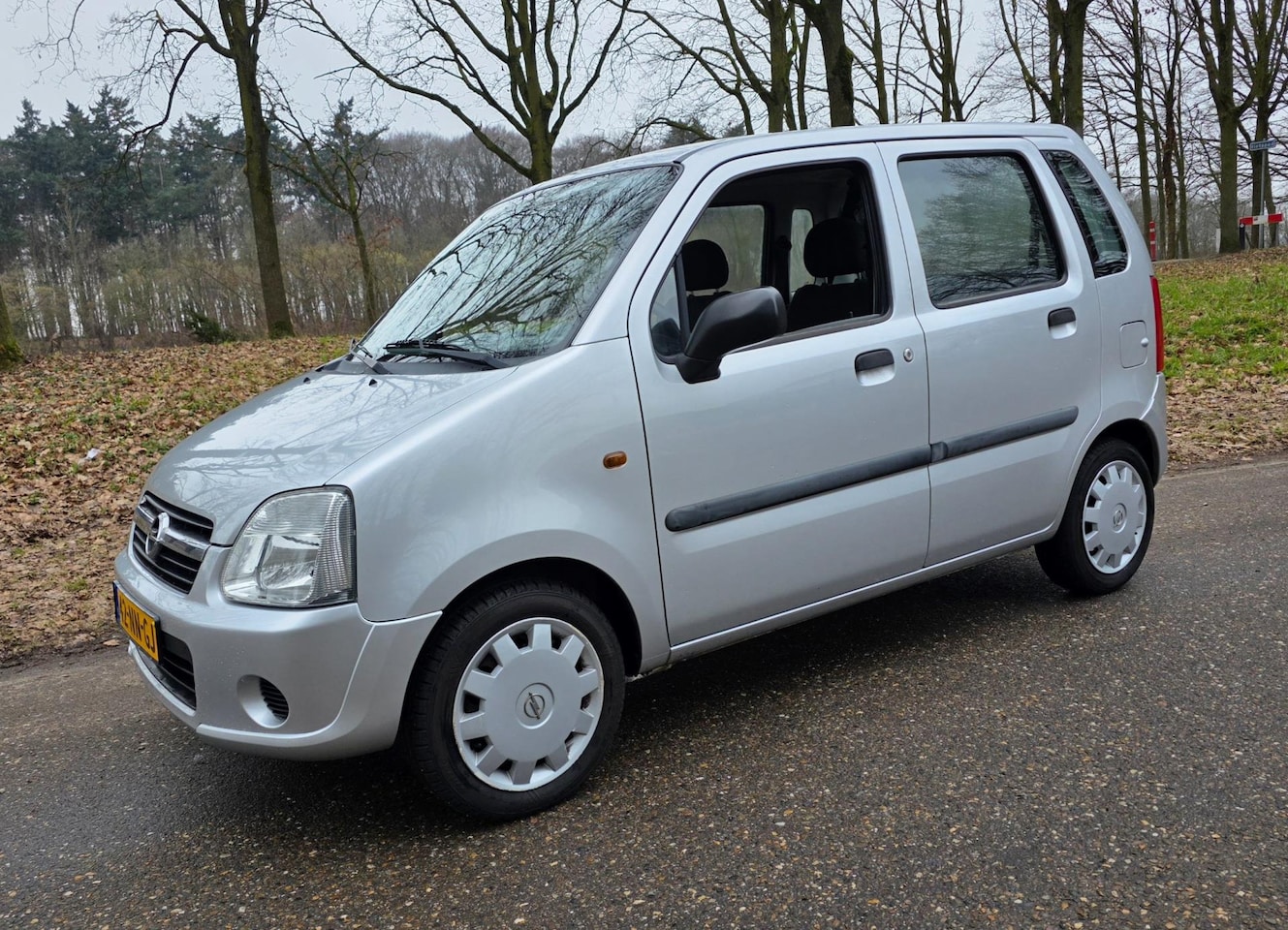 Opel Agila - 1.0-12V NL Auto - 102.330 KM - 12-12-2026 APK - AutoWereld.nl